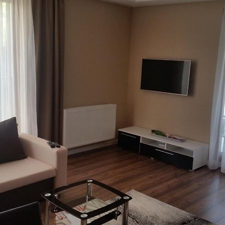 Apartament Wilga Park Kraków Eksteriør billede