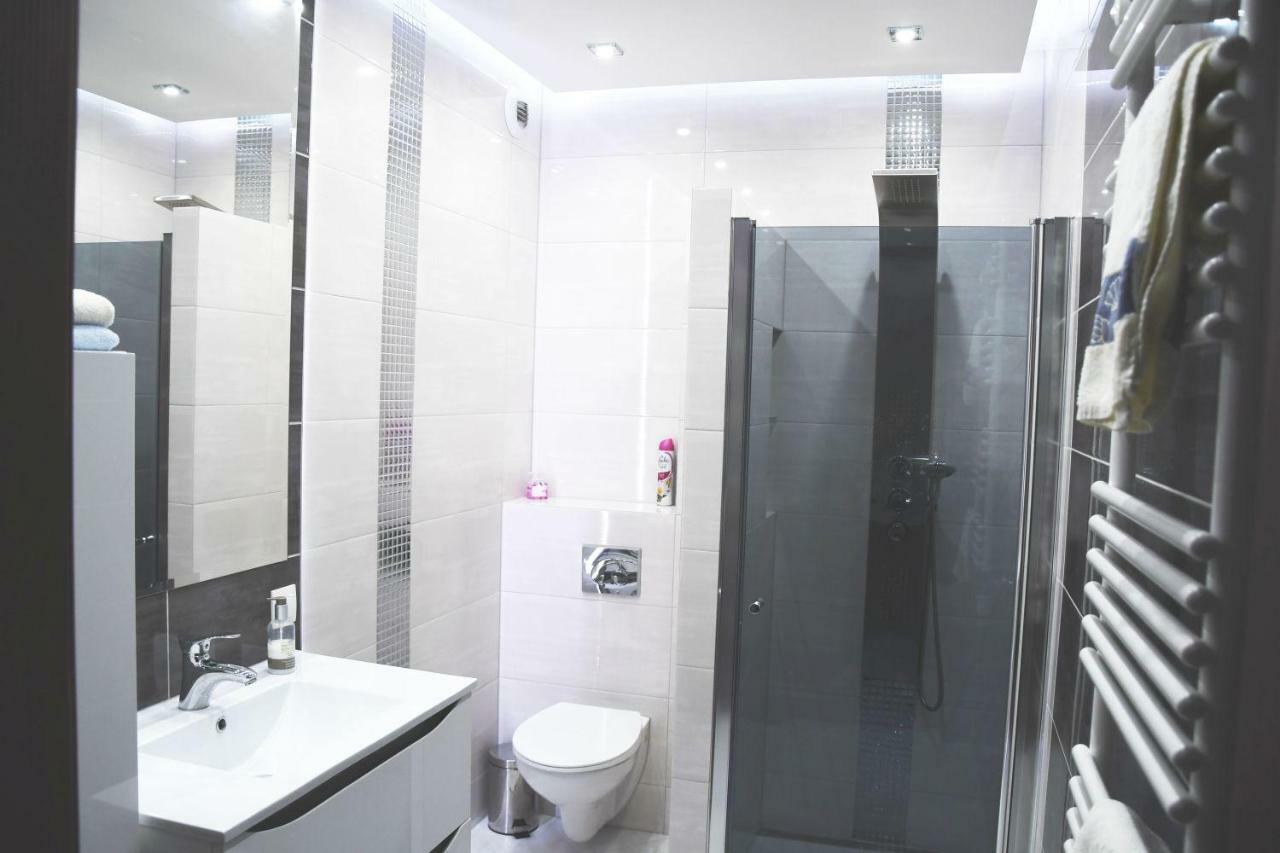 Apartament Wilga Park Kraków Eksteriør billede